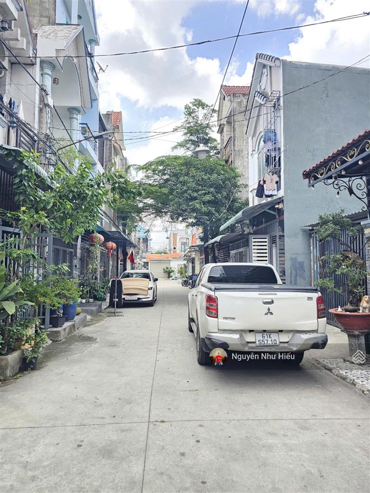 Bán nhà 1 trệt 1 lầu 2 tỷ 800 ngay chợ phú phong, p. bình chuẩn, tp. thuận an
