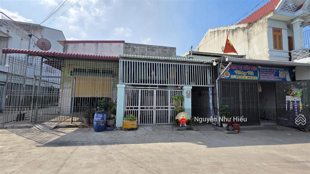 Giảm 100tr bán đất tặng dãy nhà trọ cũ gần vincom dĩ an, p. tân đông hiệp, tp. dĩ an