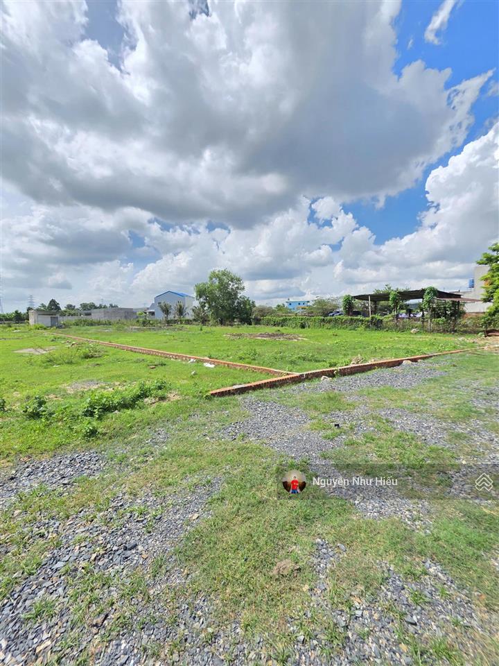 Bán đất to giá rẻ gần ngã tư bình trị 600m, p. tân bình, tp. dĩ an
