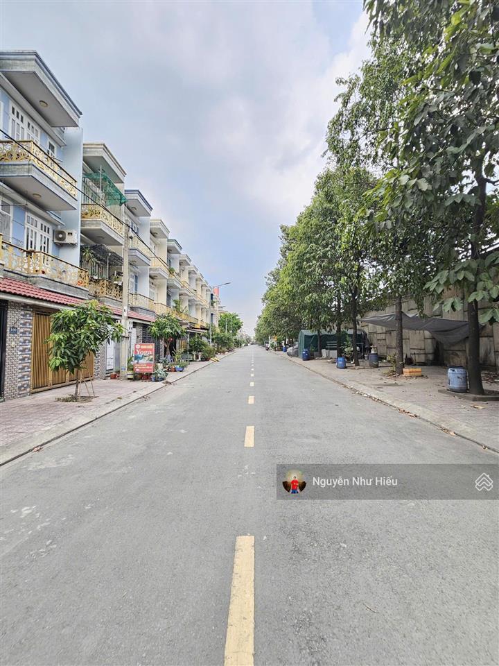 Bán nhà 1 trệt 2 lầu kdc phú mỹ hiệp hoàn công, gần trung tâm y tế dĩ an p. tân đông hiệp tp. dĩ an