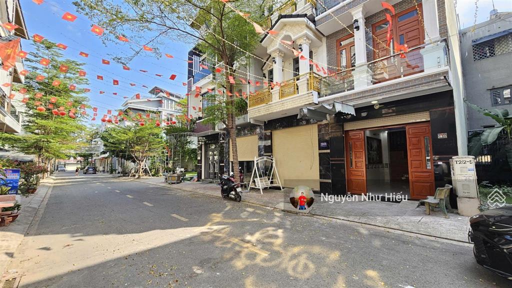 Bán nhà 1 trệt 2 lầu kdc phú hồng thịnh 8, p.bình chuẩn, tp.thuận an
