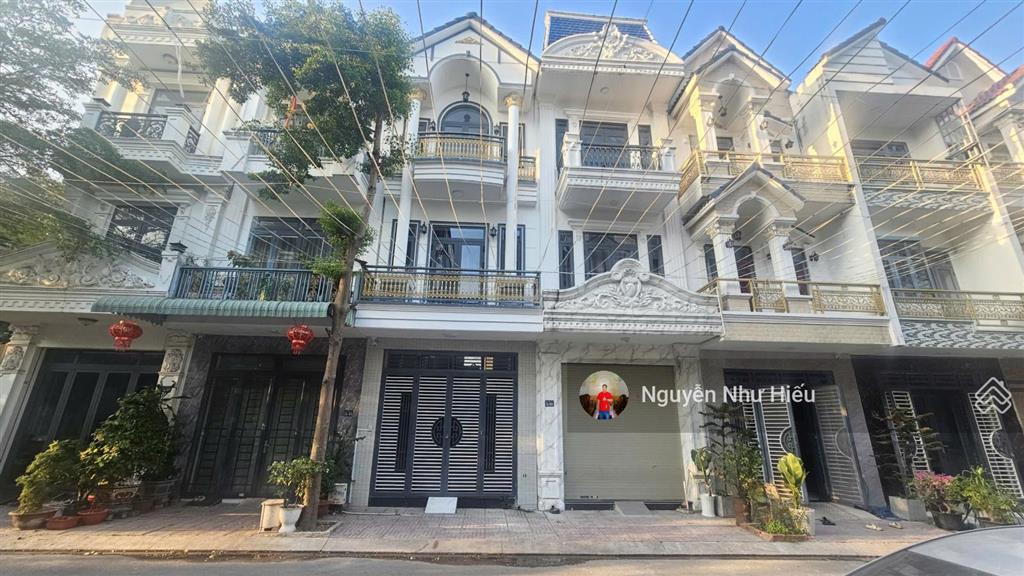Bán nhà 1 trệt 2 lầu kdc phú hồng thịnh 8, p.bình chuẩn, tp.thuận an