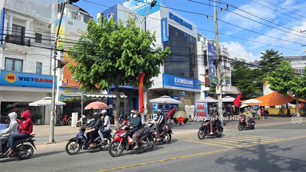 Bán nhà mt đường 22 tháng 12, kdc phú hồng lộc, p. thuận giao, tp. thuận an
