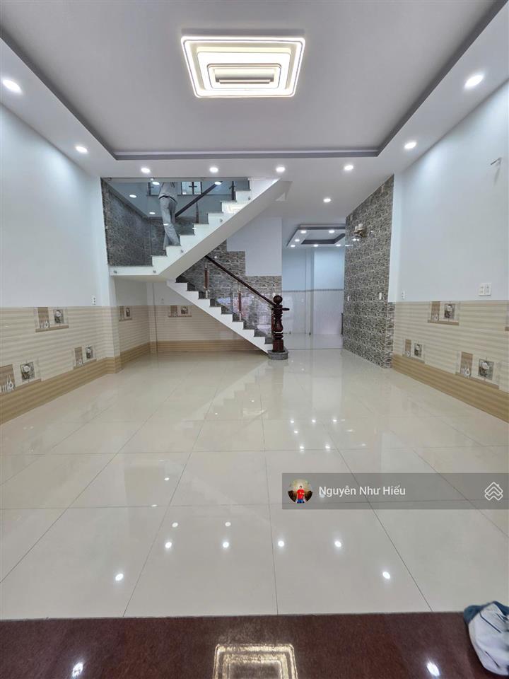 Bán nhà sân để được 2 ô tô, p. thuận giao, tp. thuận an