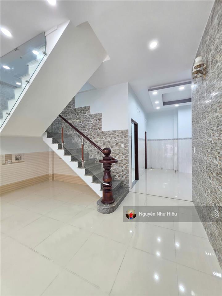 Bán nhà sân để được 2 ô tô, p. thuận giao, tp. thuận an