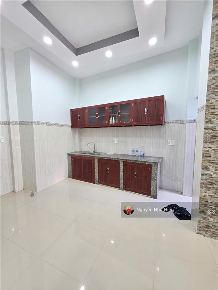 Bán nhà sân để được 2 ô tô, p. thuận giao, tp. thuận an