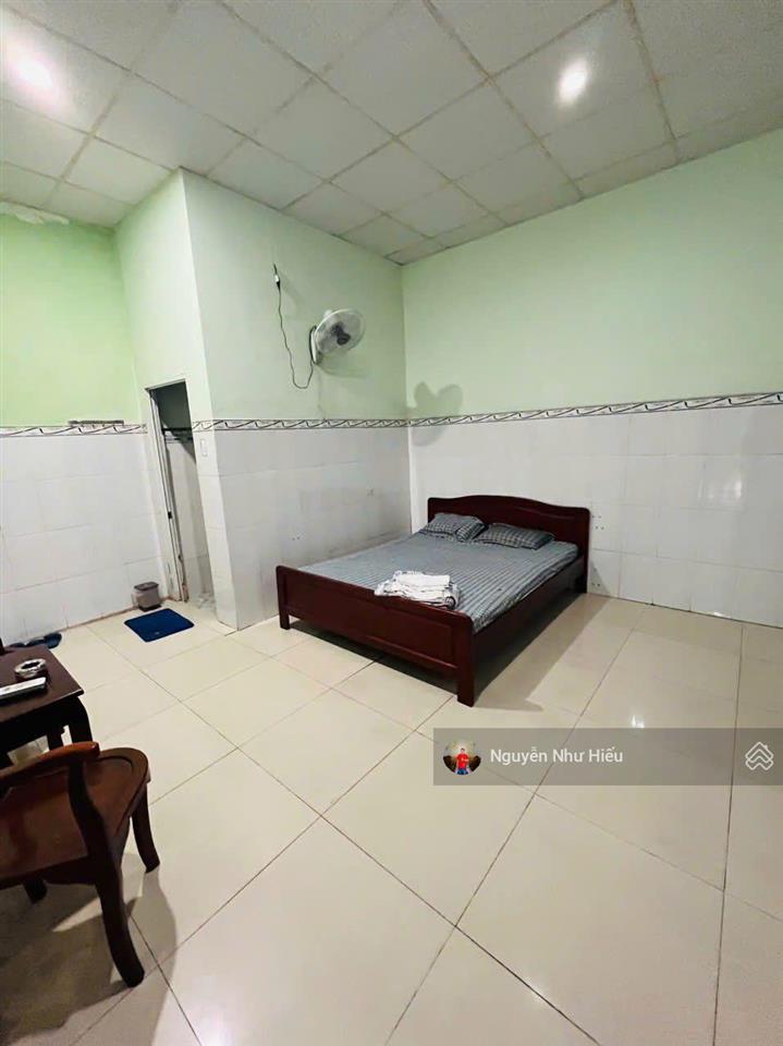 Bán nhà nghỉ 1 trệt 2 lầu, mt đường lê hồng phong, p. tân đông hiệp tp. dĩ an
