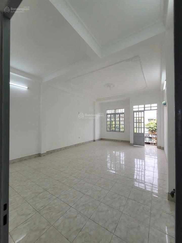 Giảm 430tr bán nhà mt kinh doanh đối diện chợ đại quang gần đường lê hồng phong p tân bình tp dĩ an