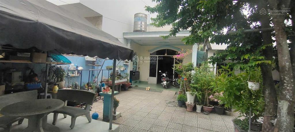 Bán đất tặng nhà cấp 4 gần đường nguyễn an ninh p. dĩ an tp. dĩ an