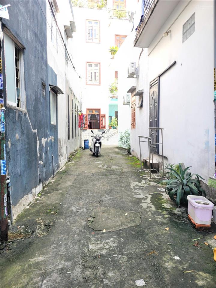 Bán đất ngang 8m cách đường nguyễn thái học 100m p.tân đông hiệp tp dĩ an