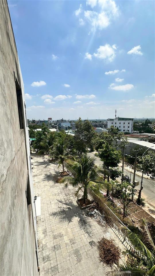 Bán nhà hoàn công 1 trệt 2 lầu kế công viên, kdc hoàng nam 5, p. tân bình, tp. dĩ an