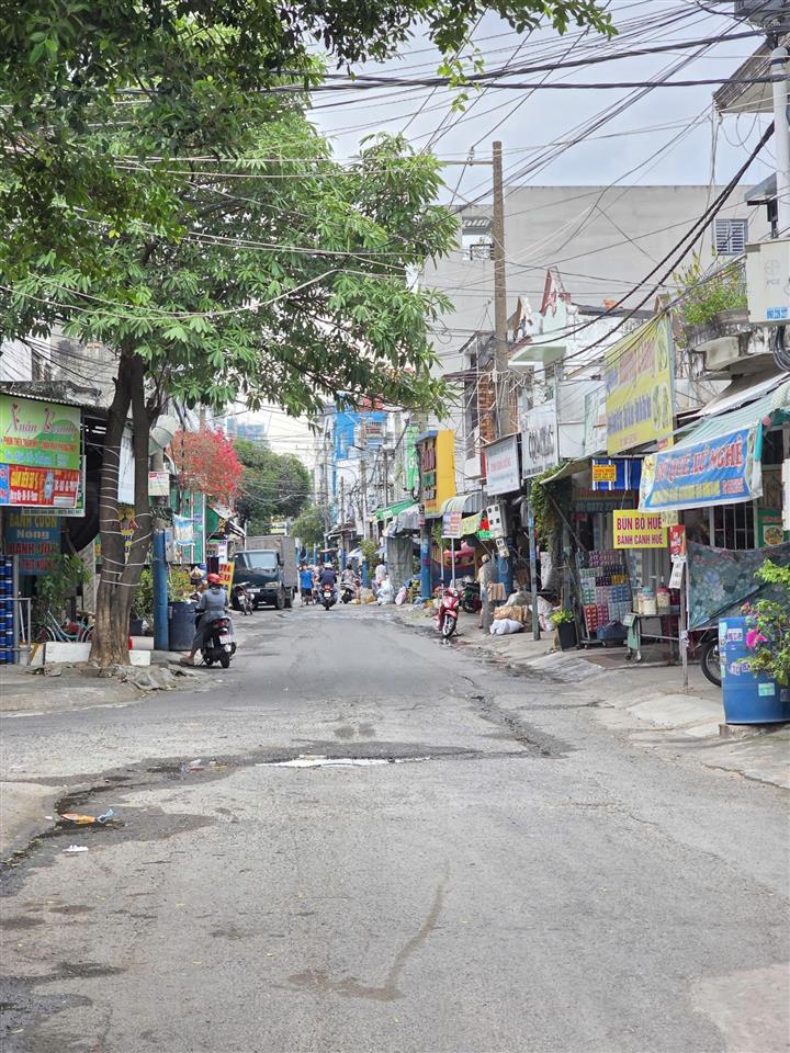 Bán nhà mt chợ kinh doanh, phường an bình, thành phố dĩ an cũ
