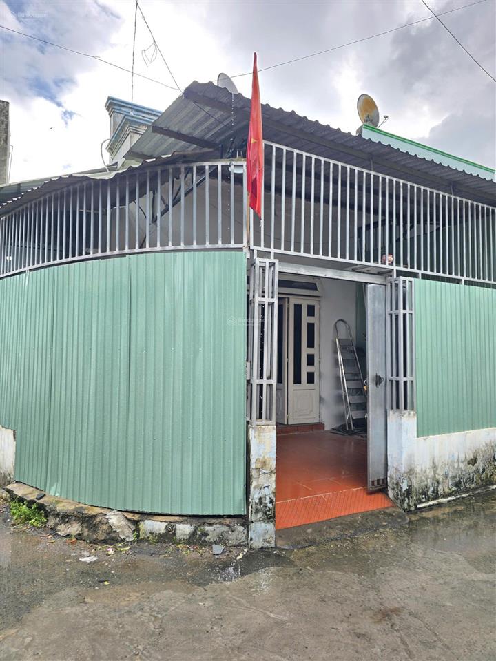 Bán nhà 2 mặt tiền gần go 500m, phường đông hòa, thành phố dĩ an cũ