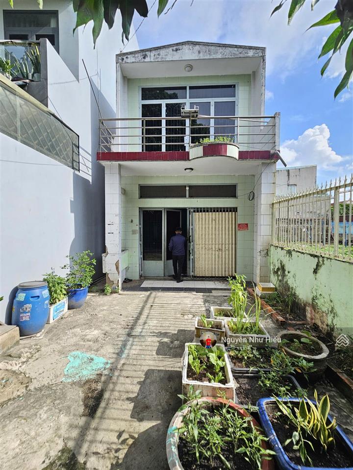Bán đất tặng nhà 1 trệt 1 lầu đường số 11, phường linh xuân, thành phố thủ đức
