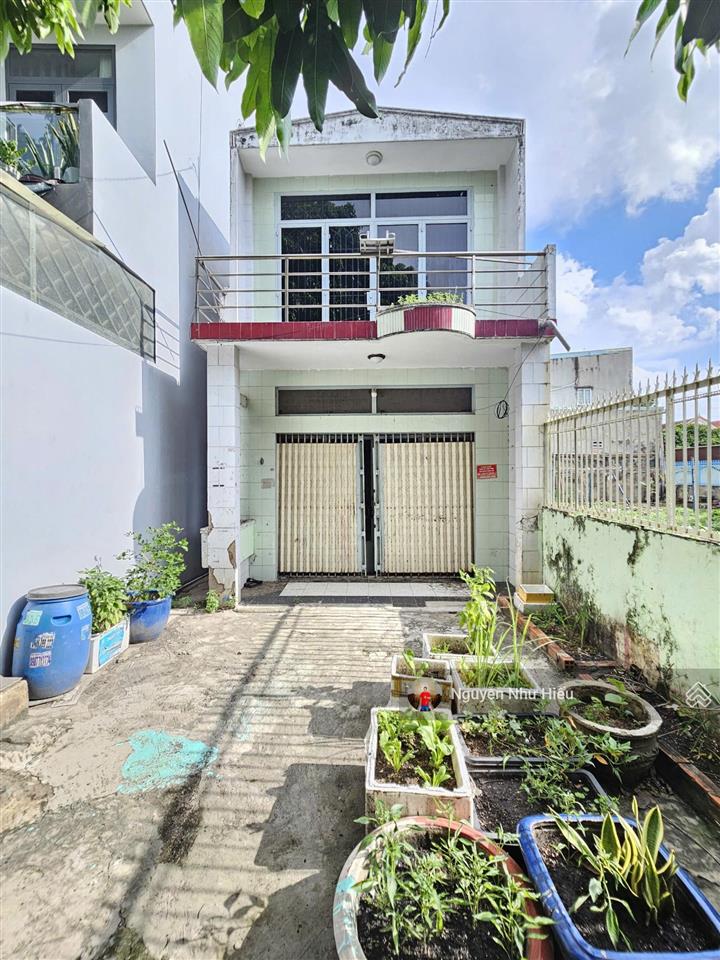 Bán đất tặng nhà 1 trệt 1 lầu đường số 11, phường linh xuân, thành phố thủ đức