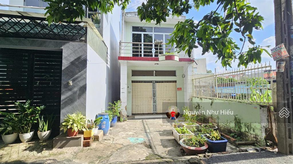 Bán đất tặng nhà 1 trệt 1 lầu đường số 11, phường linh xuân, thành phố thủ đức
