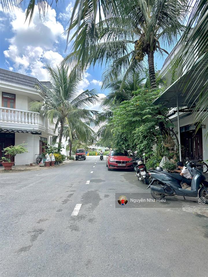 Bán nhà 1 trệt 1 lầu đường trục chính kdc champaca garden, p. đông hòa, tp. dĩ an