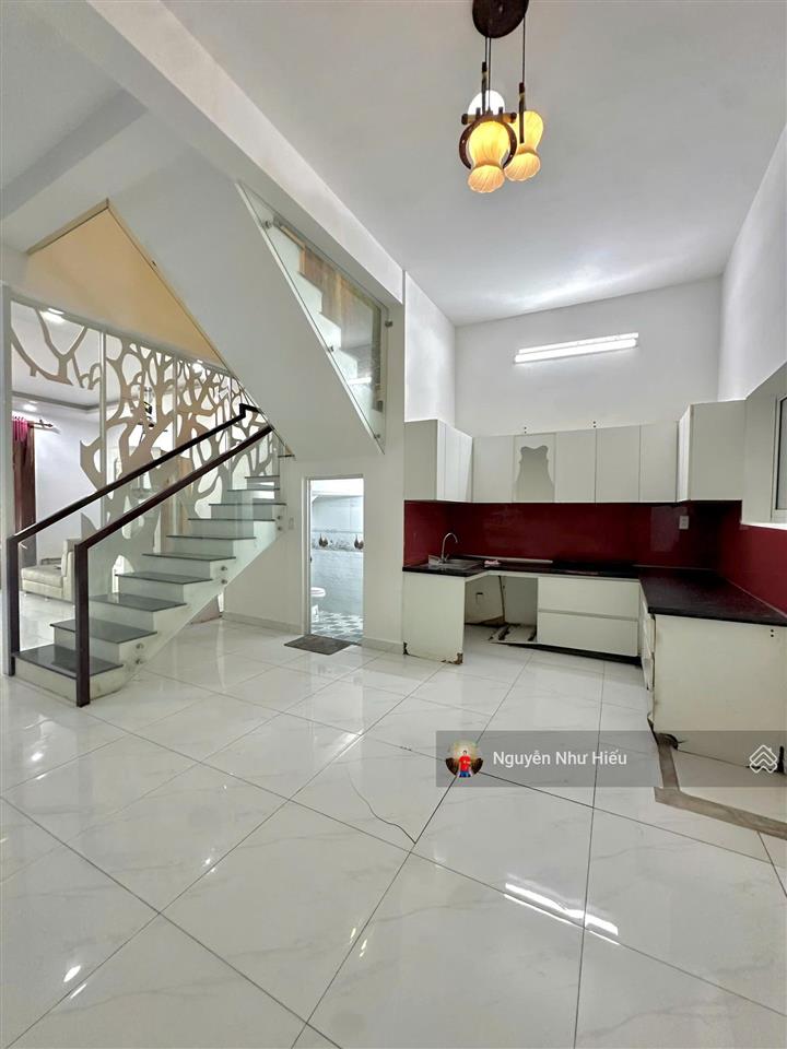 Bán nhà 1 trệt 1 lầu đường trục chính kdc champaca garden, p. đông hòa, tp. dĩ an