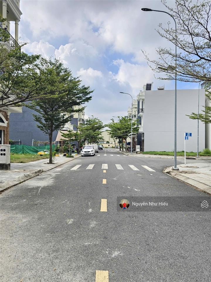 Bán nhà rẻ 2 mặt thoáng, kdc icon central, p. tân đông hiệp, tp. dĩ an