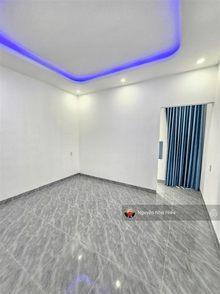 Bán nhà rẻ 2 mặt thoáng, kdc icon central, p. tân đông hiệp, tp. dĩ an
