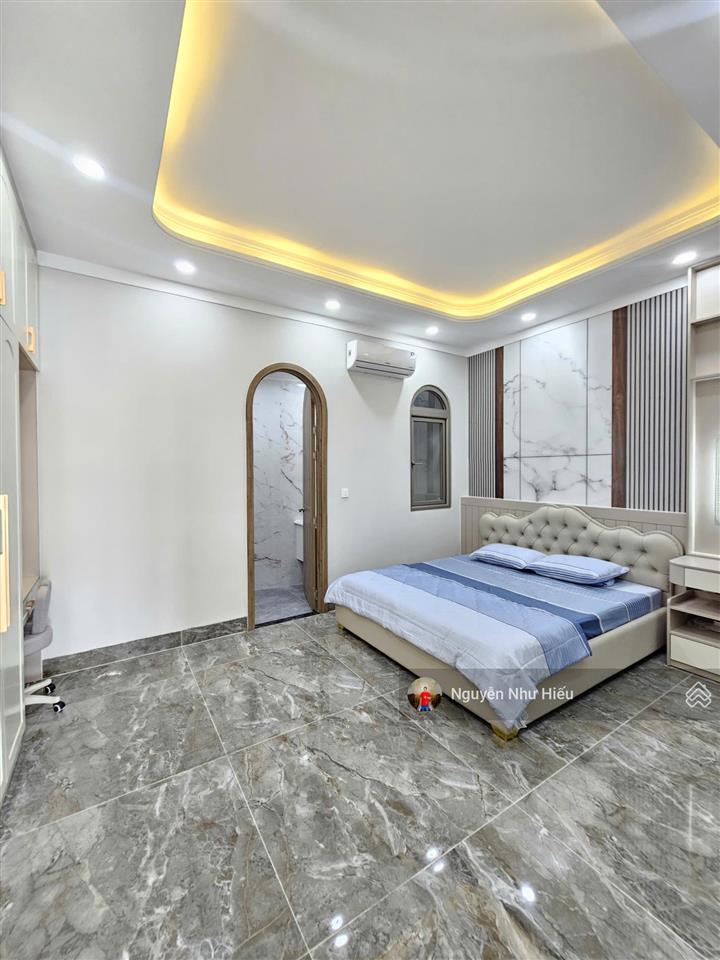 Giảm mạnh cần bán gấp bán nhà mt đường hai bà trưng kinh doanh sầm uất gần go, p.đông hòa, tp.dĩ an
