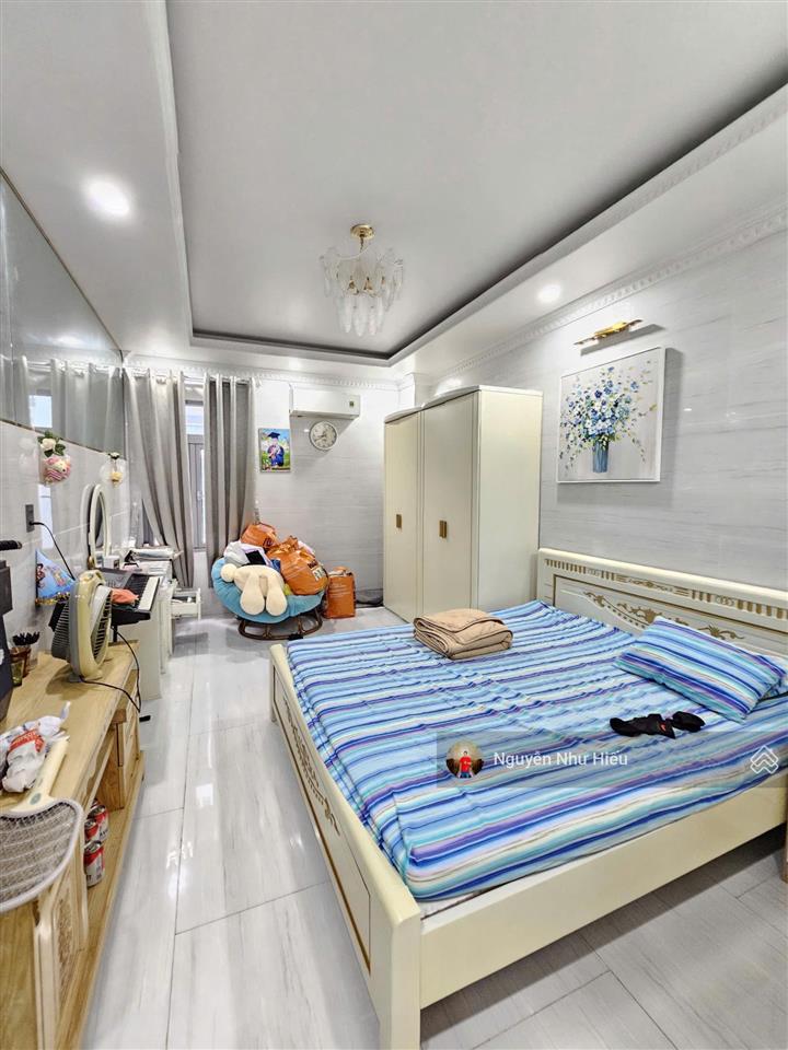 Bán nhà 1 trệt 2 lầu 1 tum mt đường thông kinh doanh buôn bán phường lái thiêu thành phố thuận an