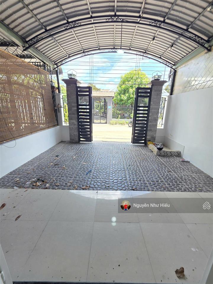 Bán nhà hoàn công, gần chợ lái thiêu, phường bình nhâm, thành phố thuận an cũ