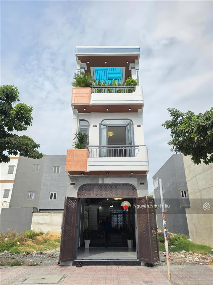 Bán nhà kdc lê phong bình chuẩn 1 gần ngã tư bình chuẩn 300m, phường bình chuẩn, thành phố thuận an