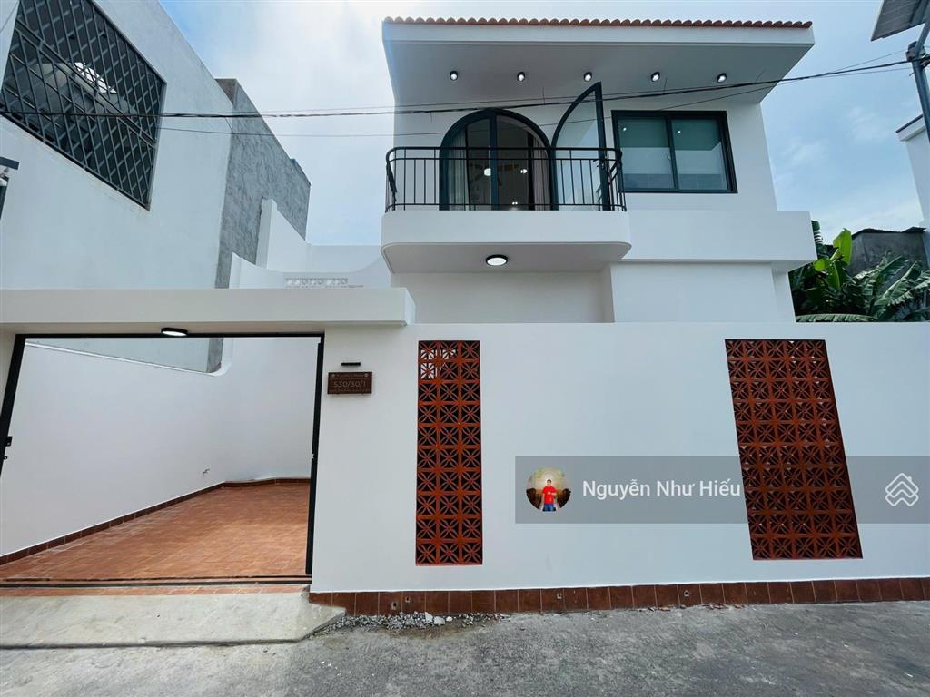 Bán nhà ngang 10m có sân ô tô ngay ngã tư chiêu liêu 200m, p.tân đông hiệp, tp.dĩ an