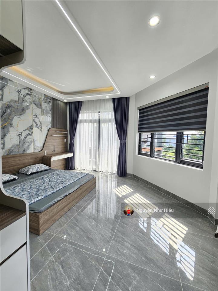 Bán nhà góc 2 mặt tiền, kdc đại ngàn gần aeon mall, phường thuận giao thành phố thuận an
