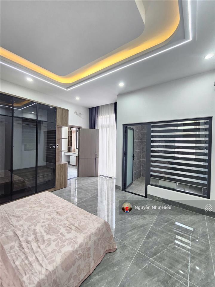 Bán nhà góc 2 mặt tiền, kdc đại ngàn gần aeon mall, phường thuận giao thành phố thuận an