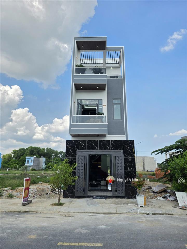 Cho thuê nhà gần vòng xoay kim hằng 1km, p. tân hiệp, tp. tân uyên