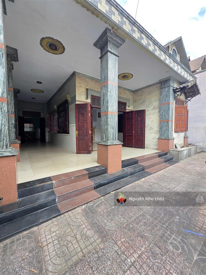 Bán đất tặng nhà mái thái 10,5m gần chợ lái thiêu 900m, p. lái thiêu, tp. thuận an cũ