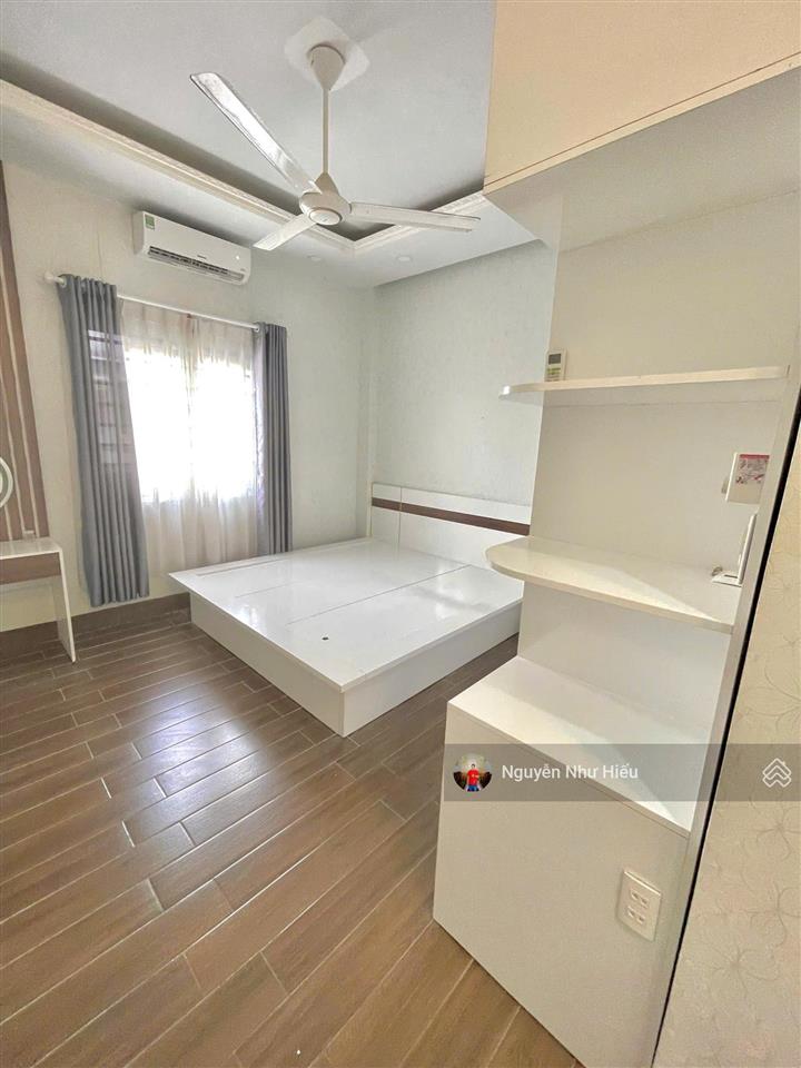 Bán nhà hoàn công 1 trệt 2 lầu đúc đổ 3 tấm kdc hoàng nam 3 phường đông hòa thành phố dĩ an