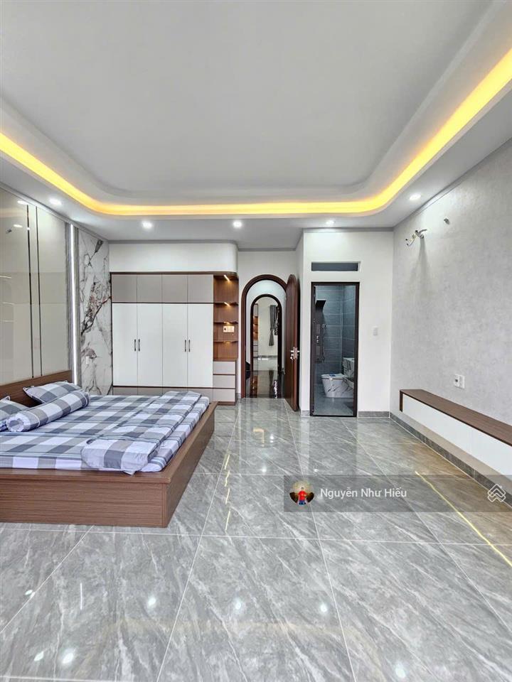 Bán nhà 1 trệt 2 lầu full nội thất kdc gần làng đại học quốc gia thủ đức p.tân đông hiệp tp.dĩ an