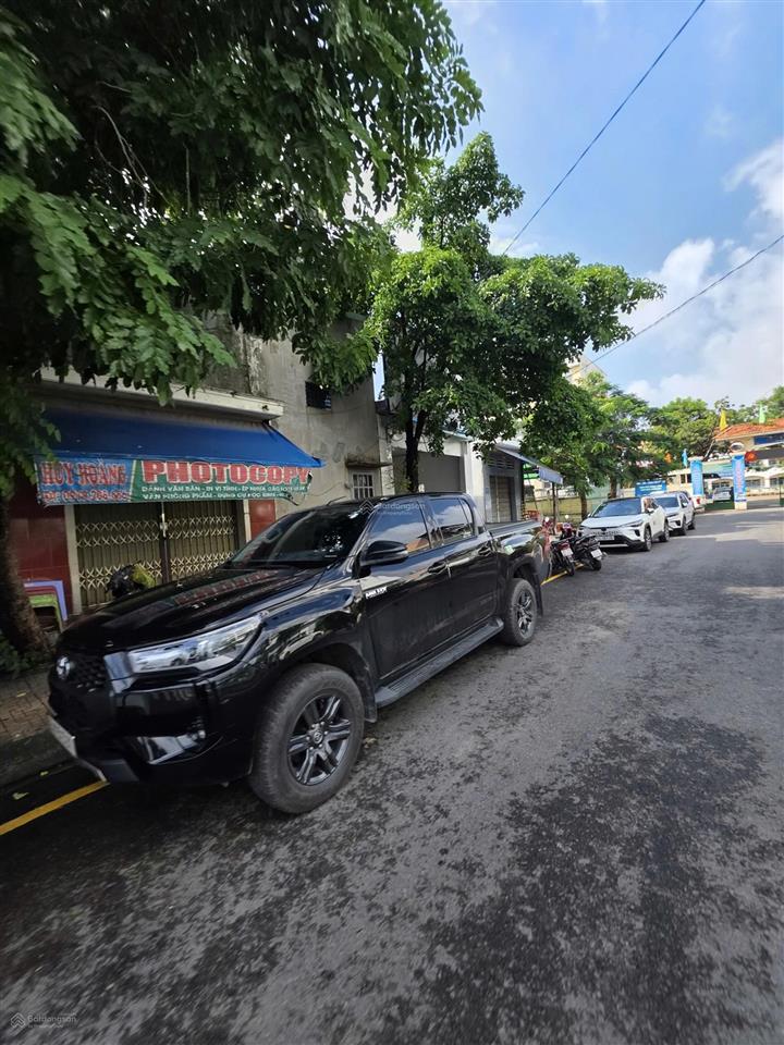 Bán nhà mt trường thcs tân đông hiệp, p. tân đông hiệp, tp. dĩ an