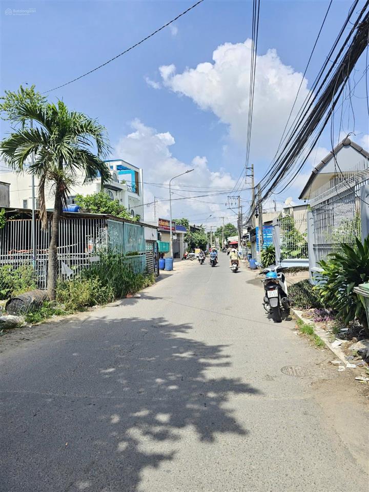 Bán đất tặng nhà cấp 4 mt đường bình chuẩn 69 p. bình chuẩn tp. thuận an nay là p. an phú tp.hcm