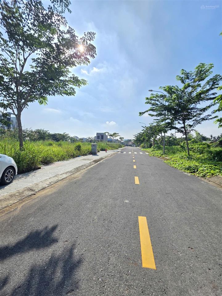 Bán đất 2 mặt tiền công viên, gần vòng xoay cầu hang và đường quốc lộ 1k p.bửu hòa tp.biên hòa cũ