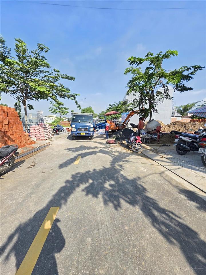 Bán đất 2 mặt tiền công viên, gần vòng xoay cầu hang và đường quốc lộ 1k p.bửu hòa tp.biên hòa cũ