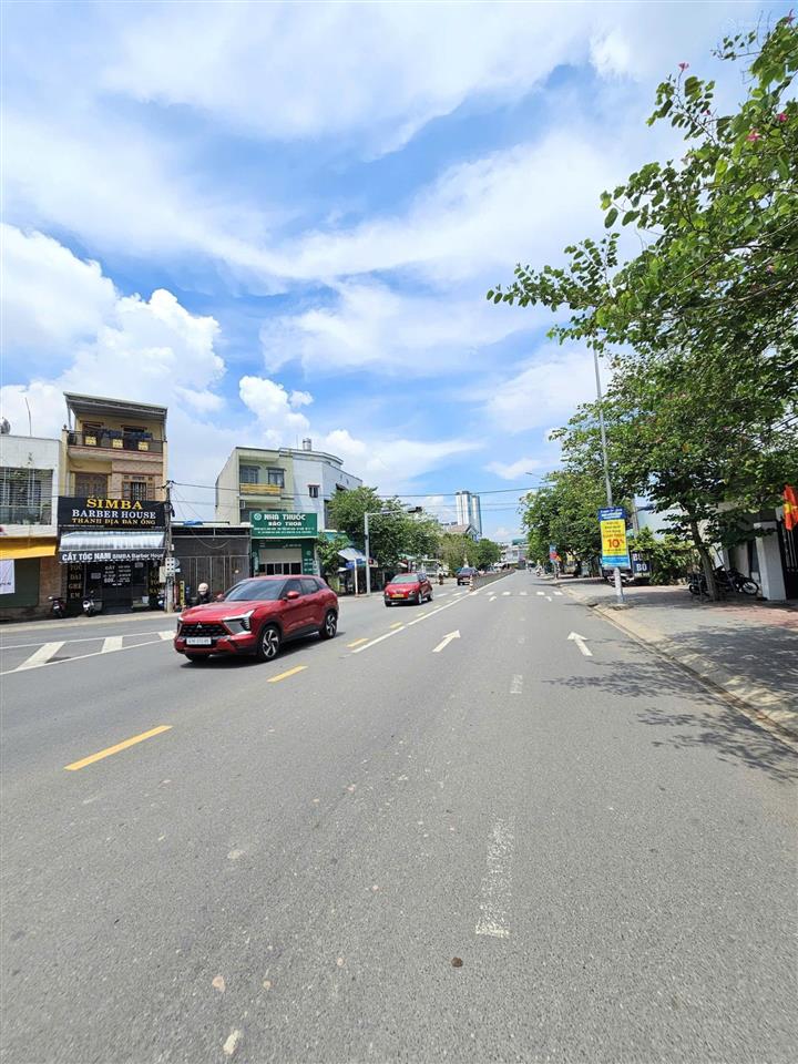 Bán đất tặng kho mặt tiền đường hoàng hoa thám 2mt trước sau phường đông hòa, thành phố dĩ an