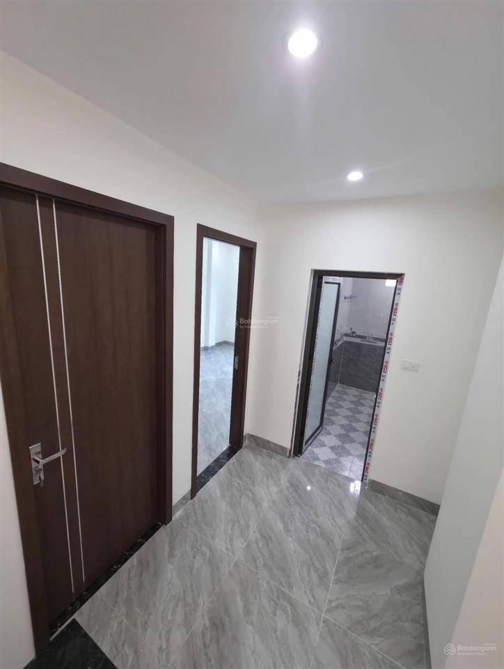 Nhà mới 3 tầng gần khu vực bệnh viện tuyến tỉnh, đại học hồng đức, đường thông ô tô đỗ cửa