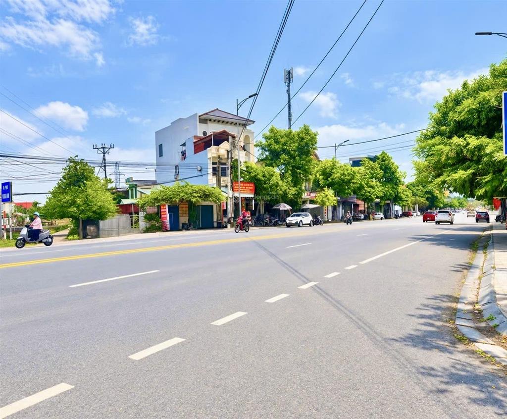 Đất mb 42 đông vệ ngay sát trường hồng đức , đường quang trung ql1a rẽ vào chút , chỉ nhỉnh 1 tỷ