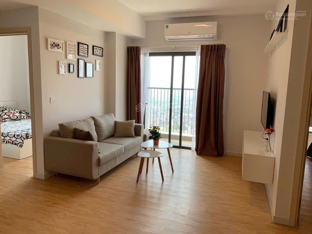 Cho thuê 3 ngủ , chung cư west bay ecopark  10tr/tháng , đủ đồ