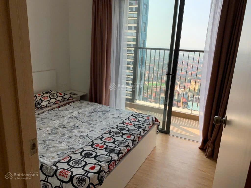 Cho thuê 3 ngủ , chung cư west bay ecopark  10tr/tháng , đủ đồ