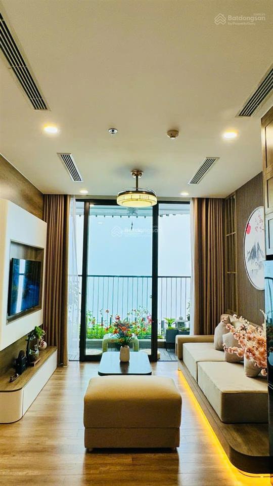 Cho thuê 2 ngủ, đủ đồ đẹp  tòa r onsen khoáng nóng ecopark