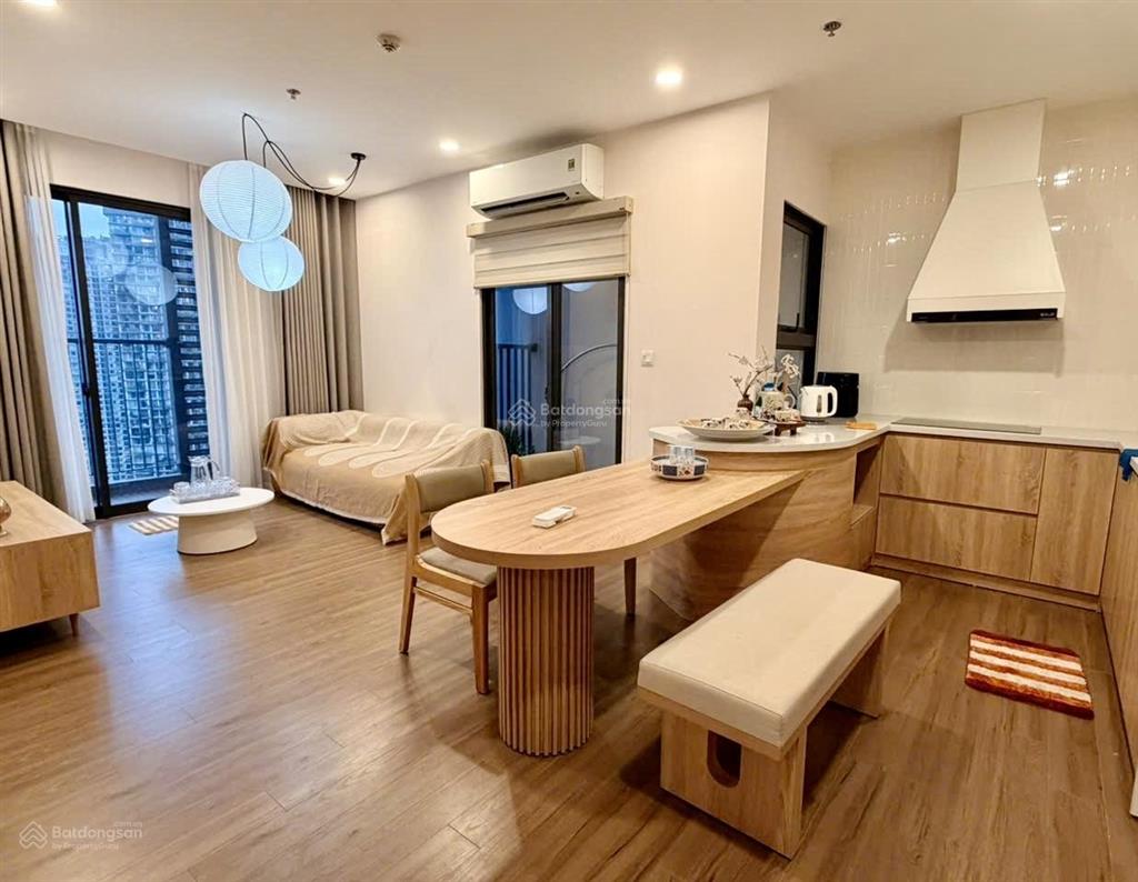 Cho thuê 2 ngủ, 68m² sử dụng, chung cư skyoasis ecopark  nội thất mới