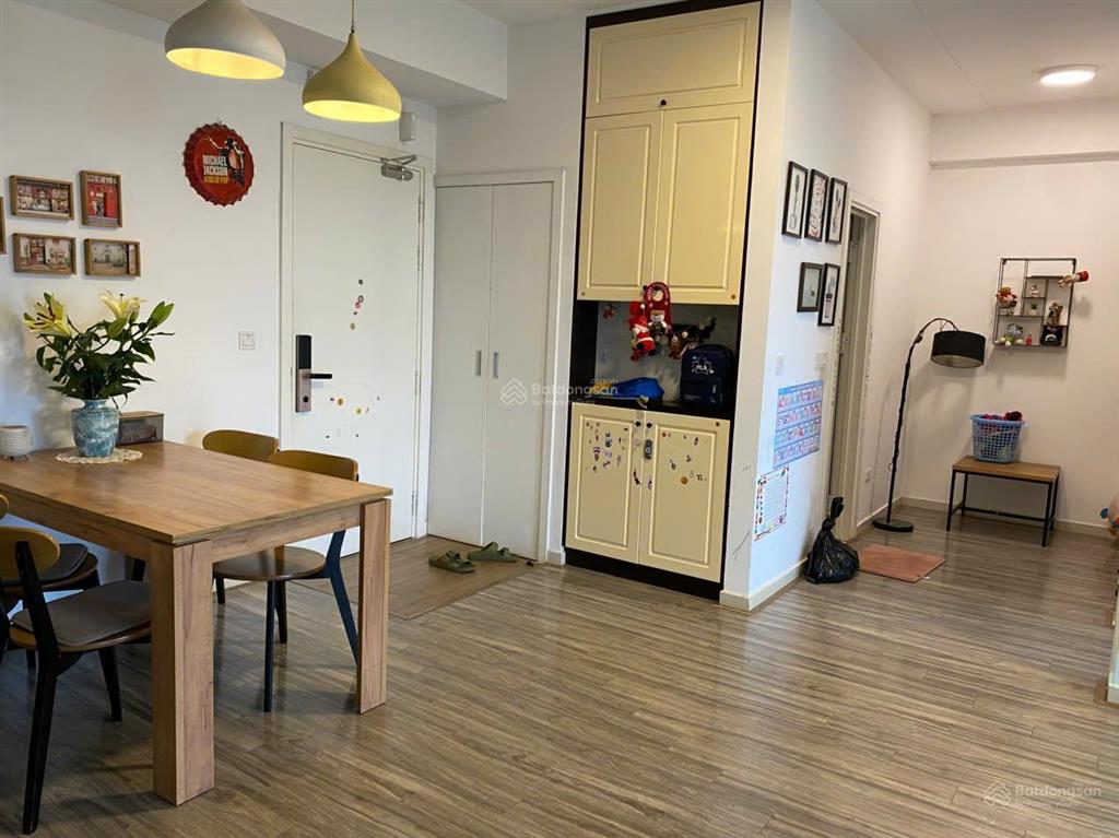 Cho thuê căn hộ 3pn, 2wc, 90m2 tại khu đô thị ecopark, 11 triệu vnd