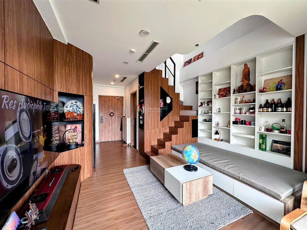 Cho thuê căn hộ mezza 1 ngủ, 60m² sử dụng, chung cư skyoasis ecopark, view đảo
