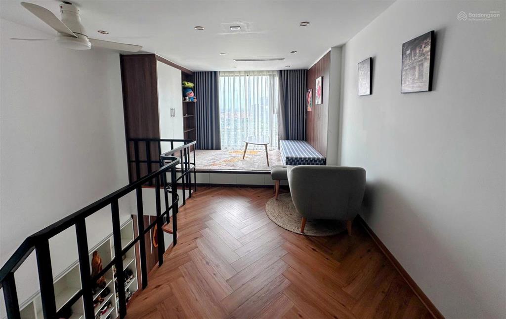 Cho thuê căn hộ mezza 1 ngủ, 60m² sử dụng, chung cư skyoasis ecopark, view đảo