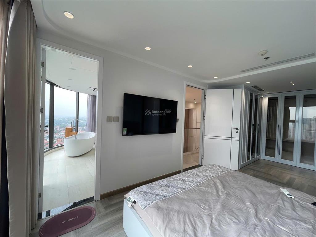 Cho thuê 2 ngủ duplex, 150m2 sử dụng tại tòa landmark ecopark